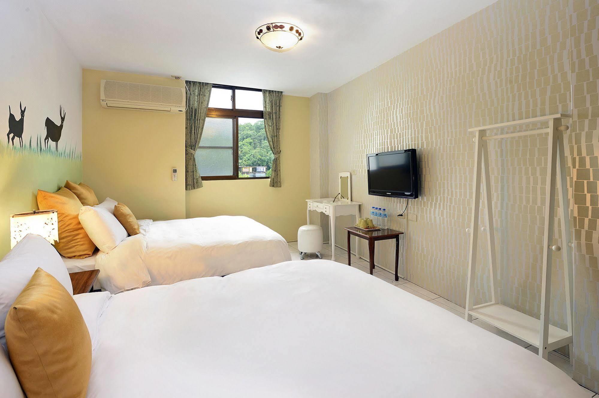 Sun Moon Lake Love Home Lake Nantou Exterior foto